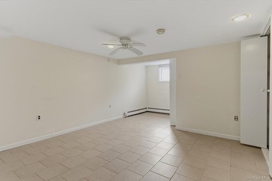 Spacious & clean 3 bedroom/2.5 bath adorable ranch in the heart - photo 15