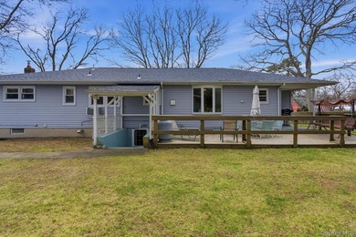 Spacious & clean 3 bedroom/2.5 bath adorable ranch in the heart - photo 17