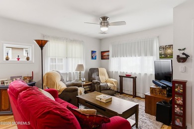 Welcome to the sought-after 55+ community of Holiday City at - photo 7
