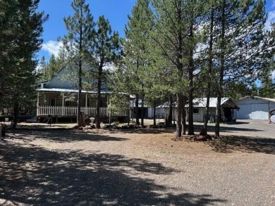 Lake Home For Sale in Crescent Lake, Oregon