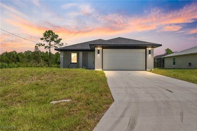 Lehigh Acres Area Home Sale Pending in Lehigh Acres Florida