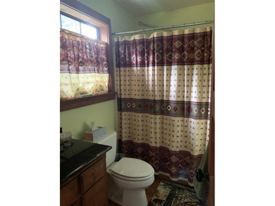 Welcome to this charming Lake Almanor West home, offering three - photo 16