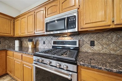 Welcome to this custom-designed modern Victorian on a premium - photo 19