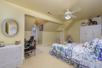 Nestled on a beautiful golf lot overlooking the seventh fairway - photo 22