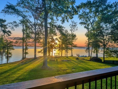 Lakefront Luxury Meets Laid-Back Living! Welcome to your dream - photo 3