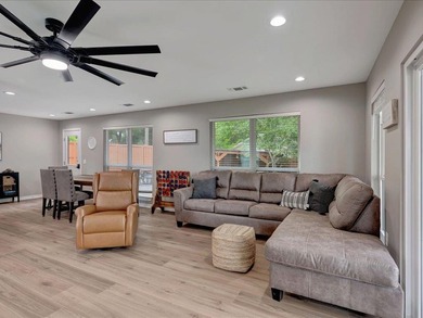 Lakefront Luxury Meets Laid-Back Living! Welcome to your dream - photo 10