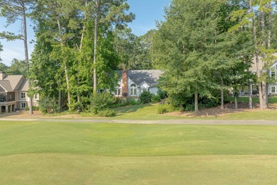 Nestled on a beautiful golf lot overlooking the seventh fairway - photo 31