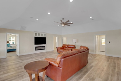 Lakeside Living At Its Finest - photo 42
