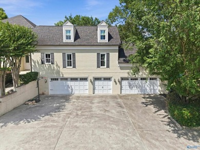 Exceptional lakefront residence situated on a premier double lot - photo 45