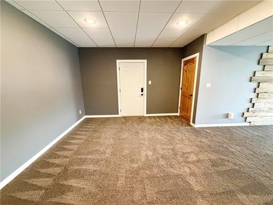 Experience lakefront living in this well-appointed 3-bedroom - photo 50