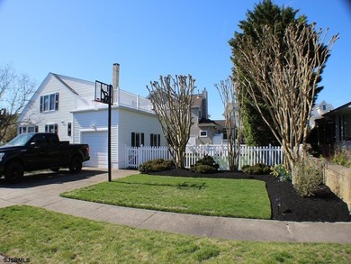 Elite Gardens Retreat  Experience coastal elegance at 814 Wesley - photo 3