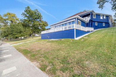 Lakeside Living At Its Finest - photo 14