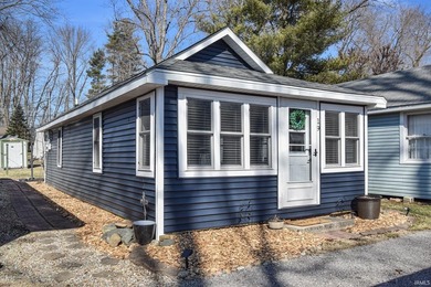 Webster Lake Home For Sale in North Webster Indiana