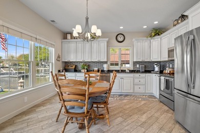 Welcome to your dream waterfront retreat on beautiful Rose Lake! - photo 13