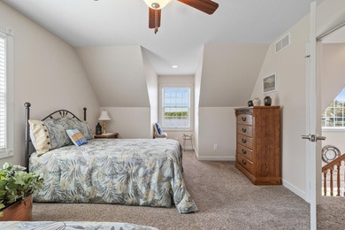 Welcome to your dream waterfront retreat on beautiful Rose Lake! - photo 18