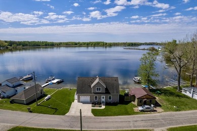 Welcome to your dream waterfront retreat on beautiful Rose Lake! - photo 28