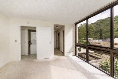 3 PARKING STALLS WITH A STORAGE UNIT! Welcome home to the Mauna - photo 9