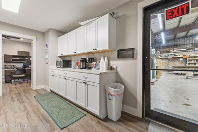 NEW PRICE makes this an even more incredible opportunity in - photo 10