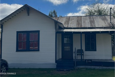 Vermilion River - Lafayette Parrish Home For Sale in Lafayette Louisiana