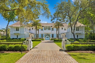 This spectacular home in Spanish Wells Plantation was - photo 1