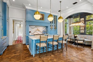 This spectacular home in Spanish Wells Plantation was - photo 5