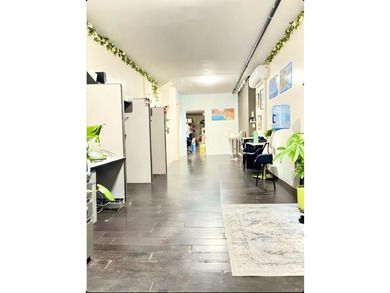 Great Downtown Flushing Location, between Northern Blvd & 35 Ave - photo 2