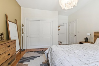 Welcome to 20 Ave at Port Imperial-a bright and spacious - photo 10