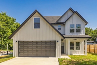 Cooper Lake Home Active Under Con in Cooper Texas