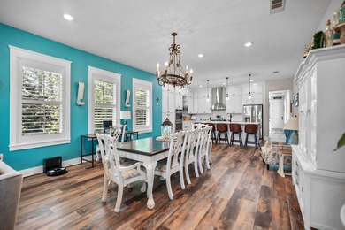 RARE NICEVILLE UNICORN! Homes like this simply do not exist in - photo 4