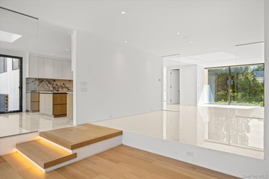 Welcome to this stunning fully renovated contemporary residence - photo 14
