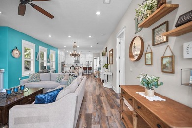 RARE NICEVILLE UNICORN! Homes like this simply do not exist in - photo 5