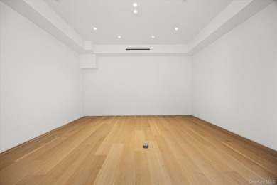 Welcome to this stunning fully renovated contemporary residence - photo 23