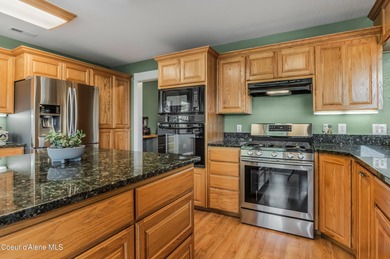 MOTIVATED SELLER! If you're ready to trade traffic, noise, and