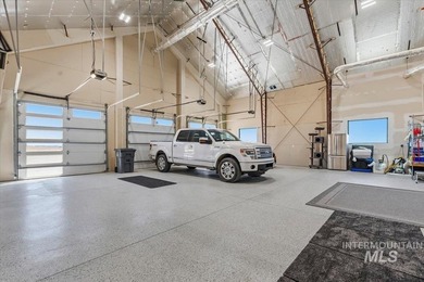 Welcome to one of the most remarkable private estates in the - photo 28