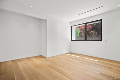 Welcome to this stunning fully renovated contemporary residence - photo 33