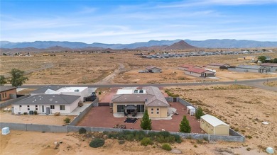 Beautifully maintained 3-bedroom, 2.5-bath home located in the - photo 33