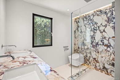 Welcome to this stunning fully renovated contemporary residence - photo 37