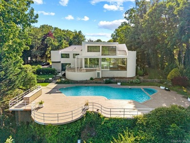 Welcome to this stunning fully renovated contemporary residence - photo 42