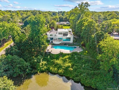Welcome to this stunning fully renovated contemporary residence - photo 44