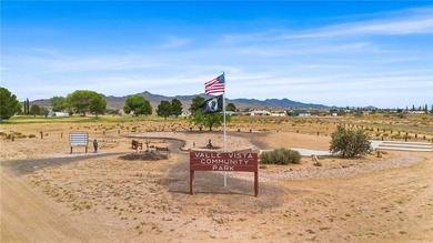 Beautifully maintained 3-bedroom, 2.5-bath home located in the - photo 44