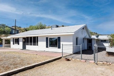 Perched on a hill with breathtaking panoramic views, this - photo 2