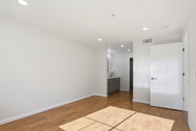 1st-floor, corner unit in an excellent location, close to - photo 32