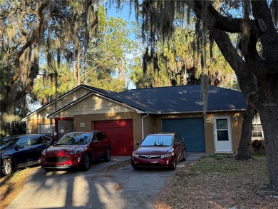 Lake Eustis Townhome/Townhouse For Sale in Eustis Florida