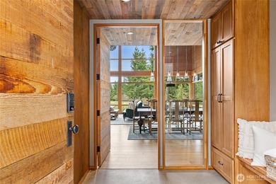 250 Leaden Queen Lane is a stunning mountain-modern retreat - photo 3