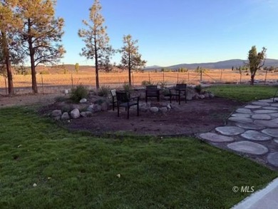 Experience modern living in a peaceful rural setting just - photo 8