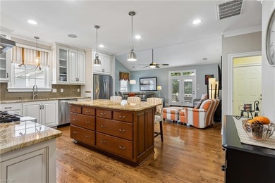 Gorgeous, all one level, three bedroom home in the sought after - photo 15