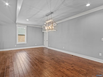 Live the Lake Guntersville lifestyle at 108 Lake Creek Drive! - photo 15