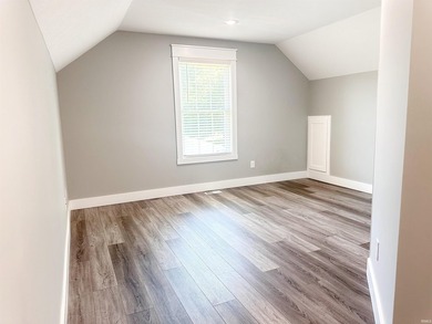 Built in 2022 and conveniently located just minutes from Lake - photo 22