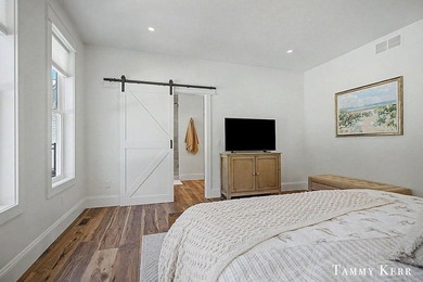 Welcome to 7067 118th, an enchanting Southern cottage just - photo 29
