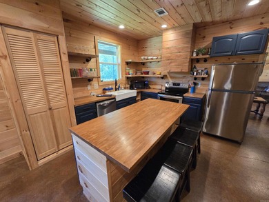 Your dream lakefront escape awaits! This fully furnished - photo 8